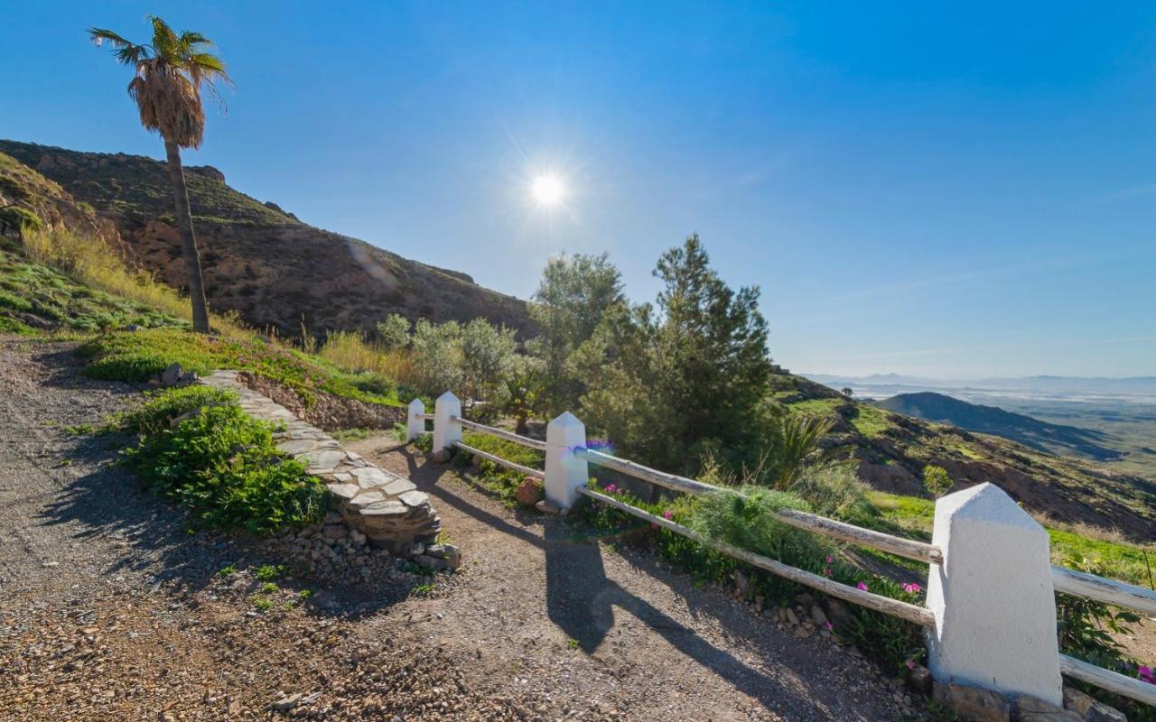 Cortijo El Albaricoque De La Sierra - Finca De 75 Hectareas ! Níjar Eksteriør billede